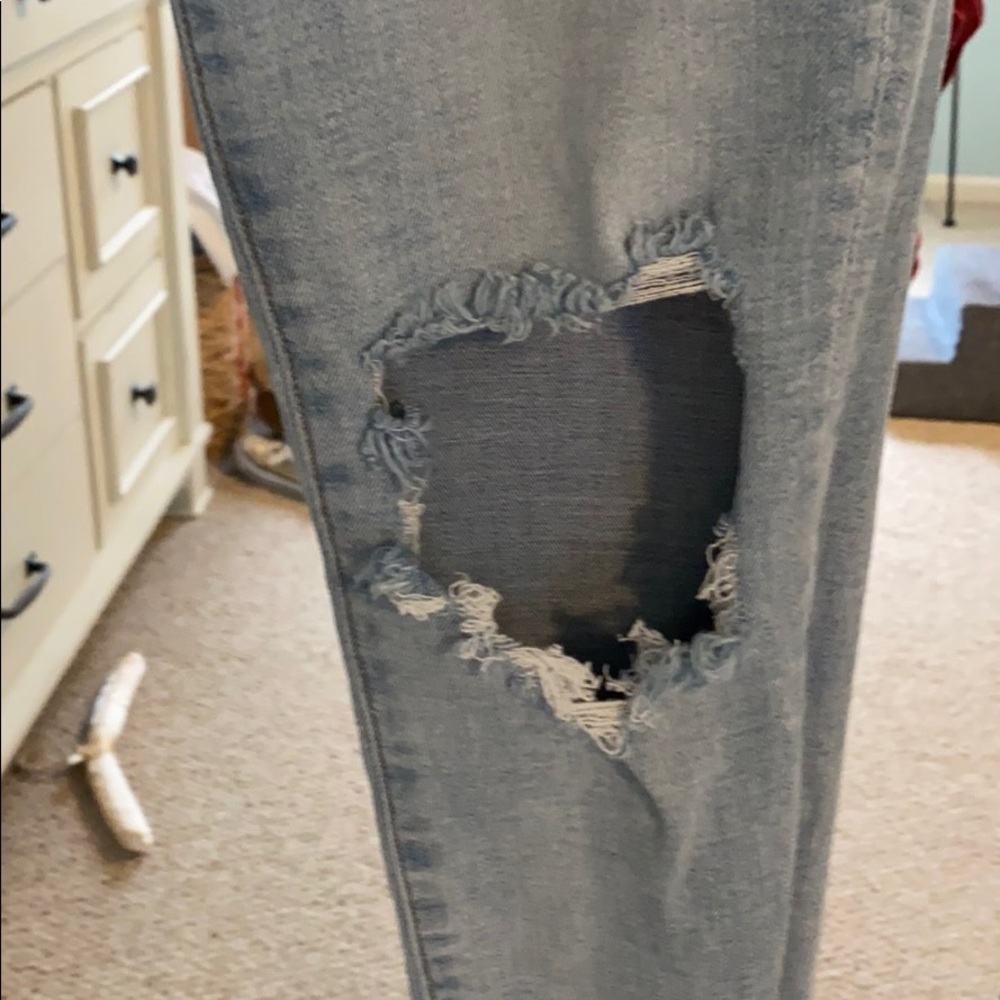Jeans - Picture 3 of 4